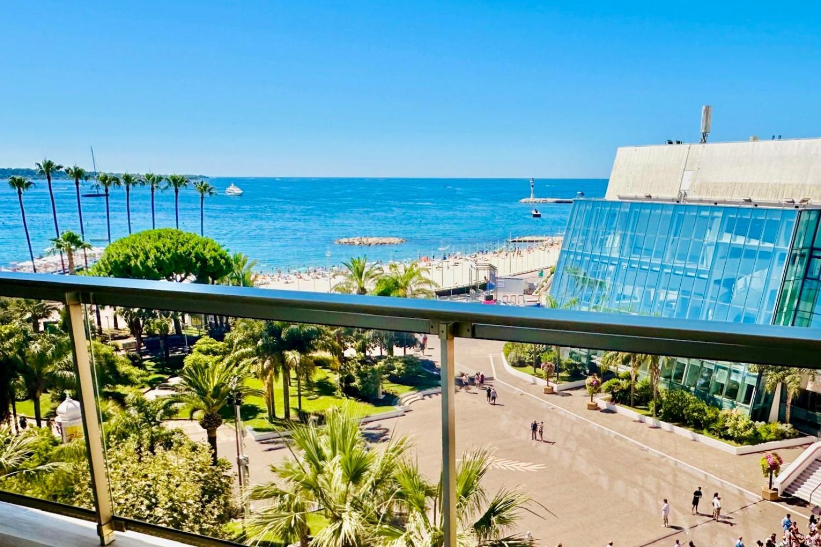 Cannes - Croisette - Palais Des Festivals Экстерьер фото